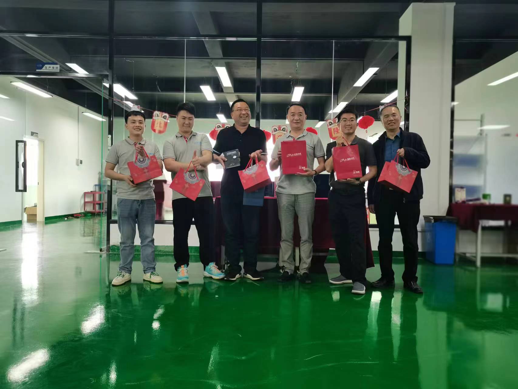 b4df57417b66a9e25ba0edb1521d9fb b4df57417b66a9e25ba0edb1521d9fb